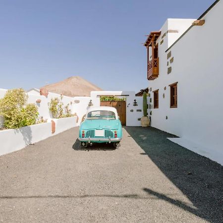 Casa Emblematica Garaday Lanzarote Guest House Tinajo Luaran gambar