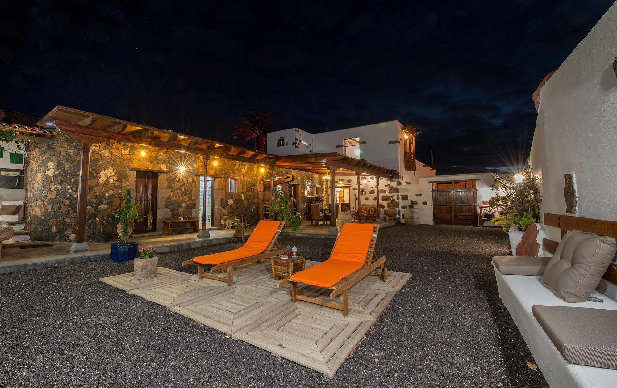 Casa Emblematica Garaday Lanzarote Guest House Tinajo Luaran gambar