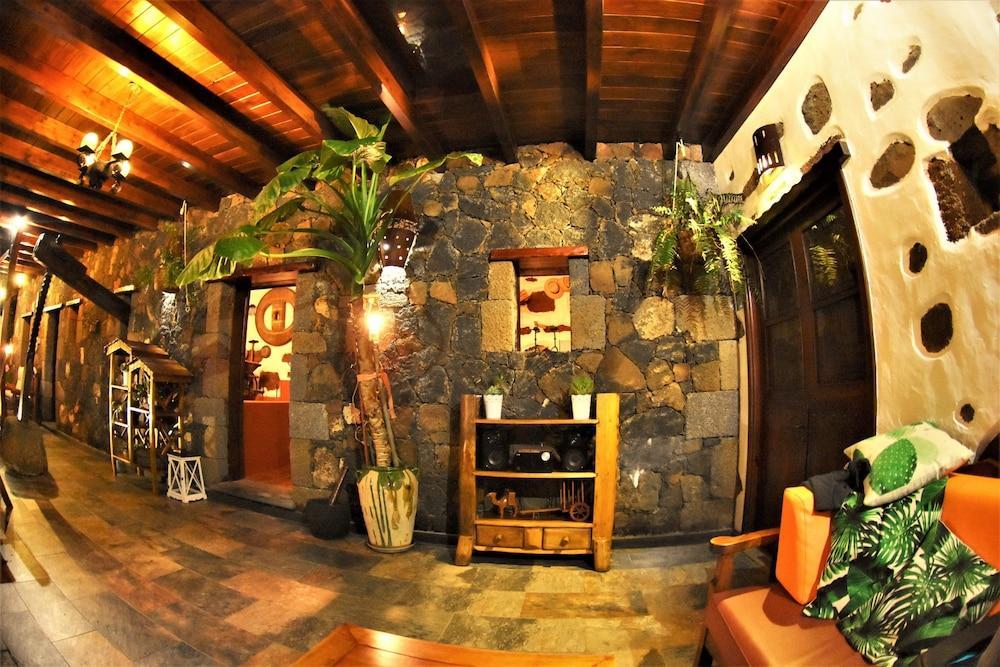Casa Emblematica Garaday Lanzarote Guest House Tinajo Luaran gambar